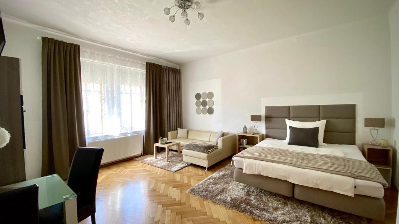 Apartment Im Grunen Леобен Экстерьер фото